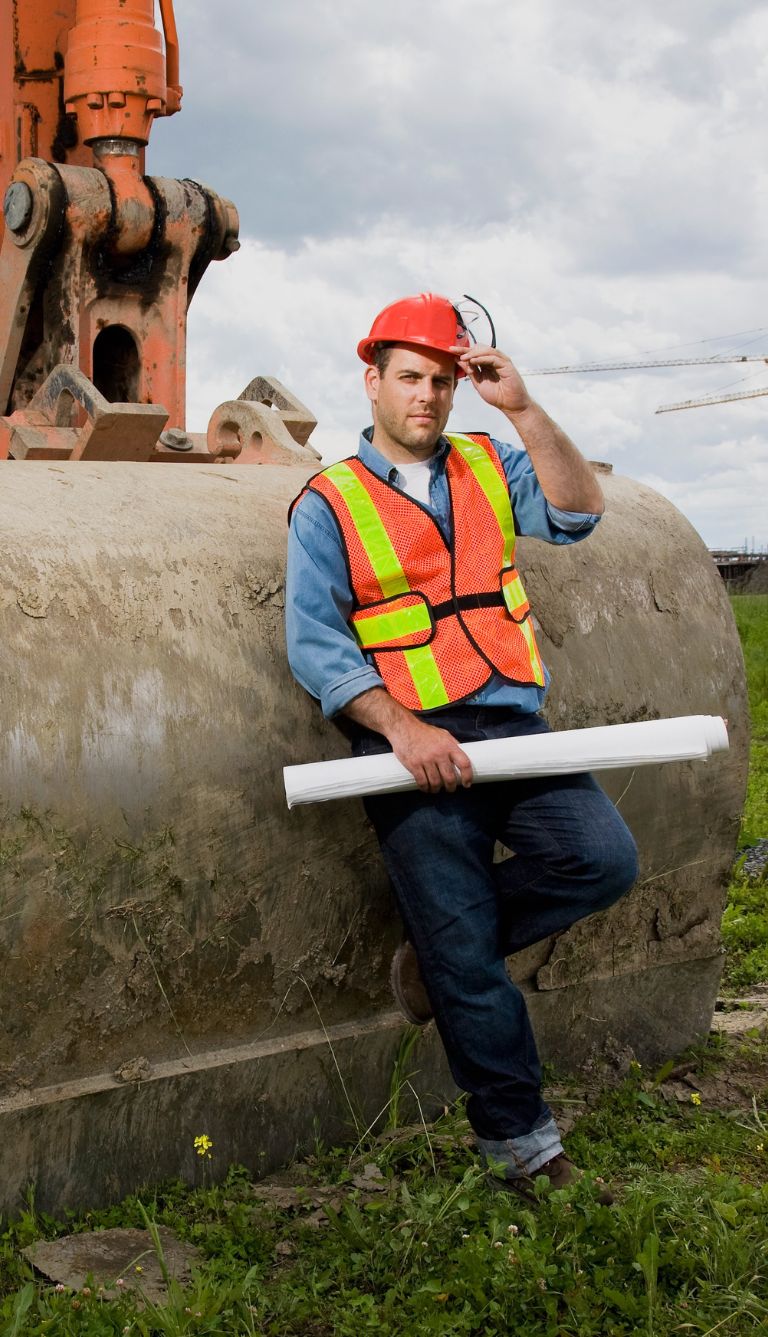 mężczyzna w&nbsp;koszuli