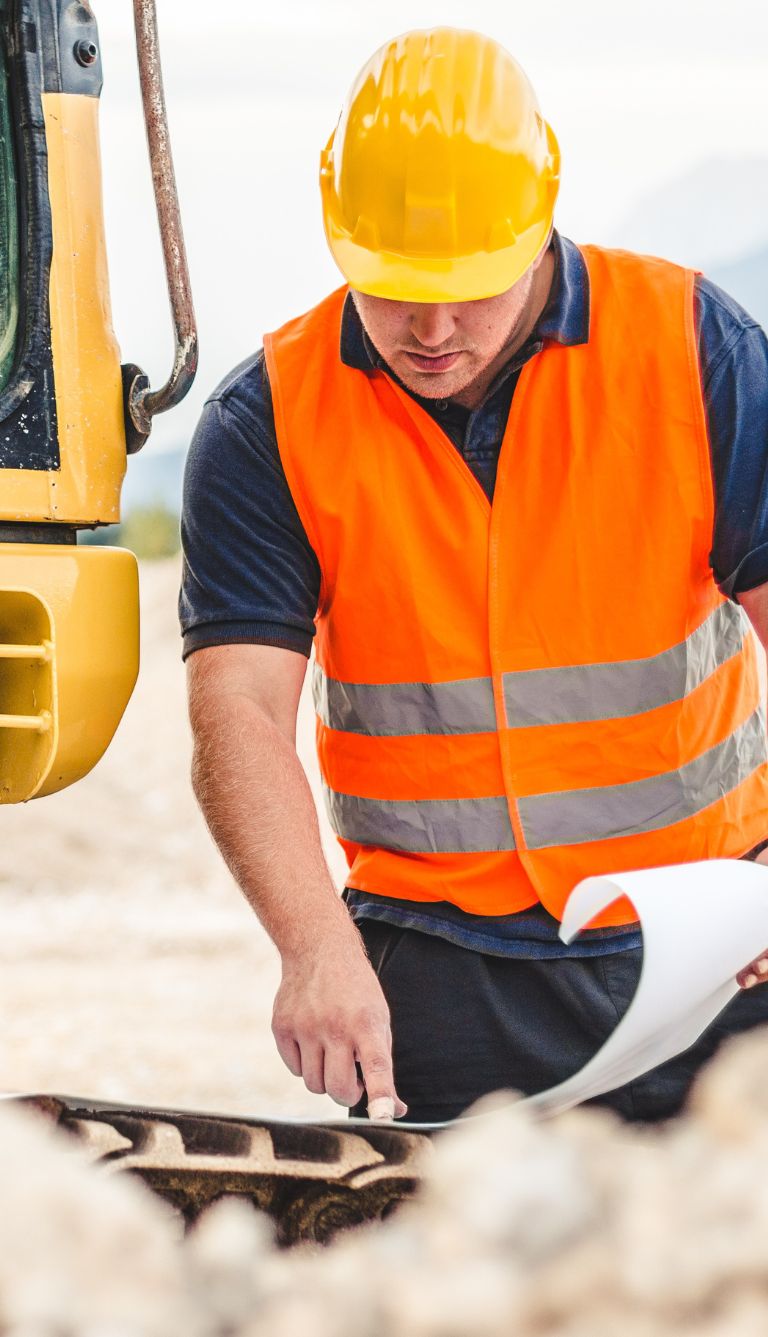 mężczyzna w&nbsp;koszuli